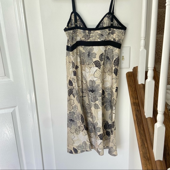 New York & Company Floral Summer Dress - Picture 3 of 5